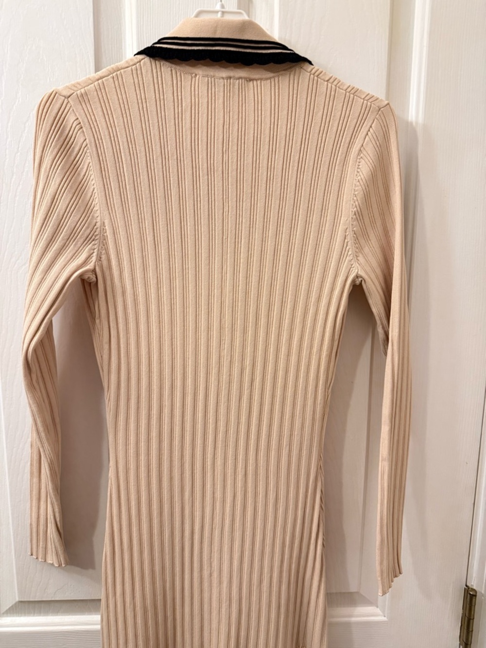 Sandro Alexandrine ribbed knitted button-front midi dress in beige - Picture 9 of 11